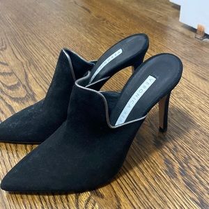 Never worn Veronica Beard heels